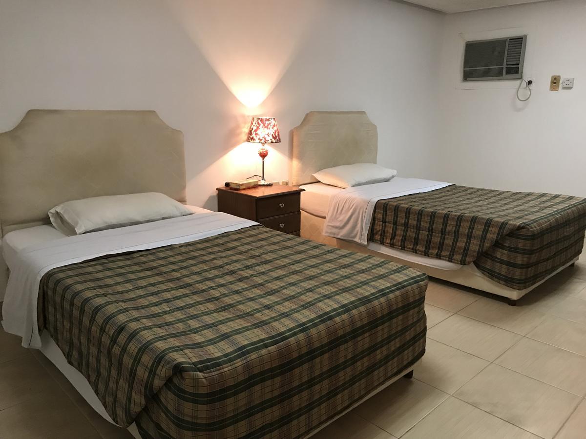Al Musafer Hotel Riyadh Riadh Exterior foto